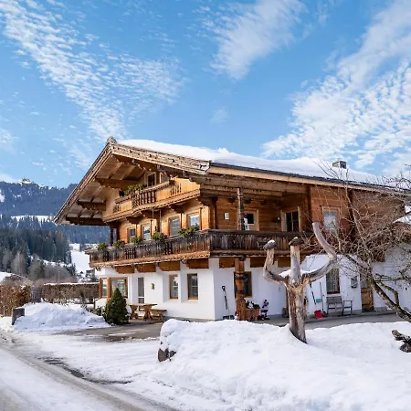 Haus Sarah * هوبفغراتن إم بريكسنتال