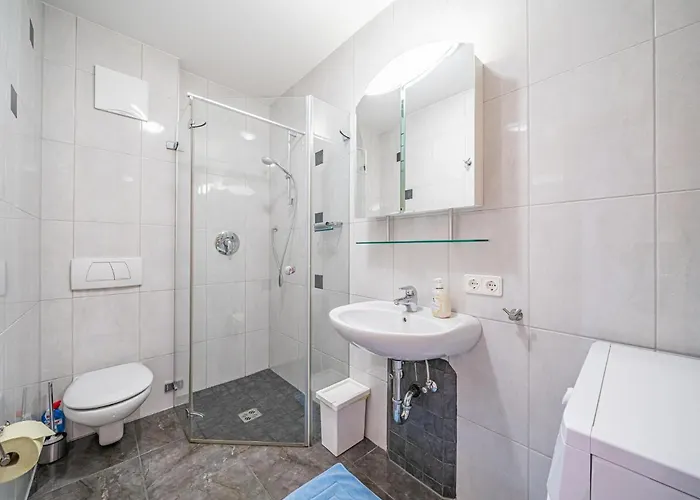 Haus Sarah هوبفغراتن إم بريكسنتال